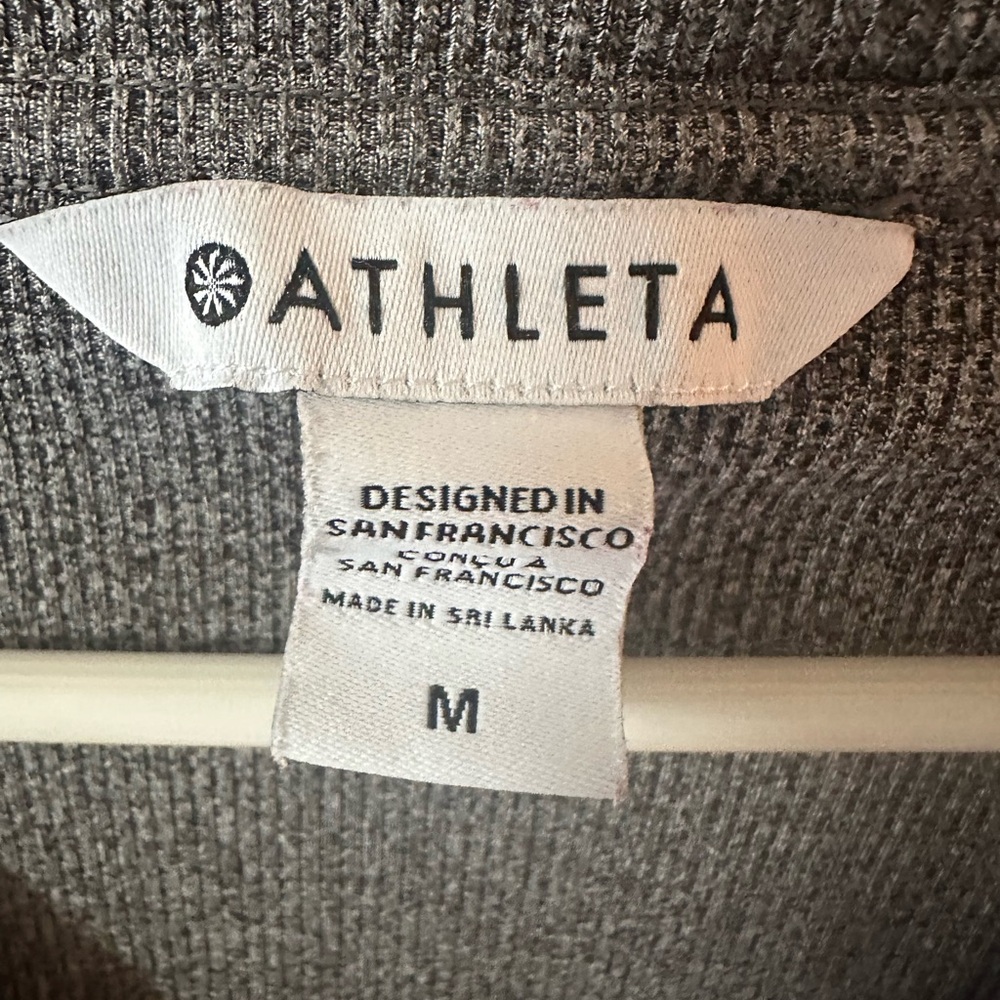 Athleta top - Picture 2 of 5